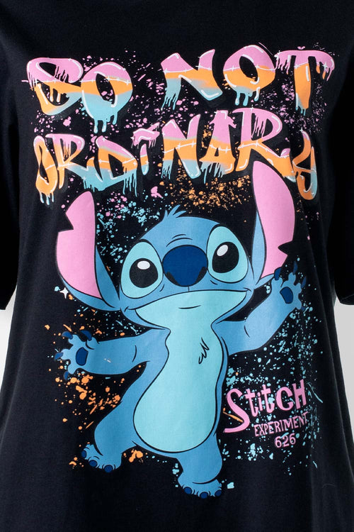 Card slide image -  CAMISETA DE STITCH NEGRA ESTAMPADA EN FRENTE PARA MUJER